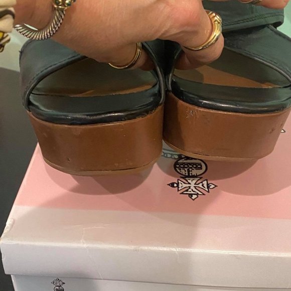 CROWN VINTAGE Black leather Wedge Slip On Open Toe - Picture 8 of 11